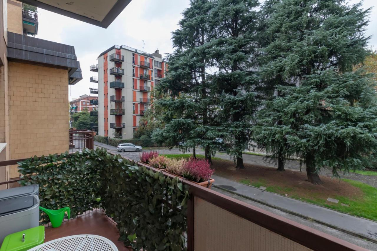 Mimmi Apartment Zurigo 12 มิลาน ภายนอก รูปภาพ